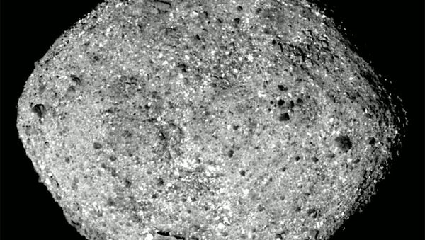 Астероид Бенну снятый космическим зондом НАСА OSIRIS-REx. - Sputnik Молдова