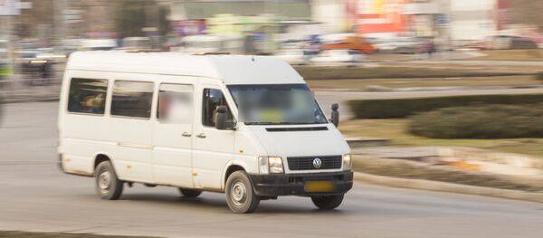 Маршрутное такси, архивное фото.  - Sputnik Молдова