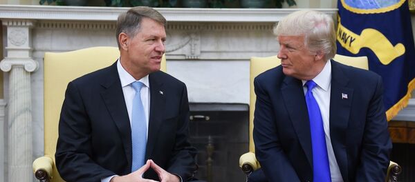 Donald Trump și Klaus Iohannis - Sputnik Moldova-România