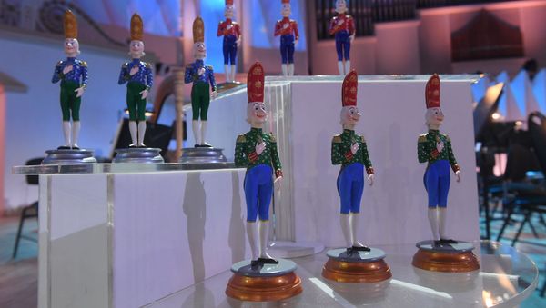 Sputnik наградил финалиста Международного конкурса юных музыкантов Щелкунчик Sputnik наградил финалиста Международного конкурса юных музыкантов Щелкунчик - Sputnik Молдова