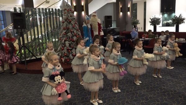 Детский праздник в Кишиневе провело Посольство России. - Sputnik Молдова