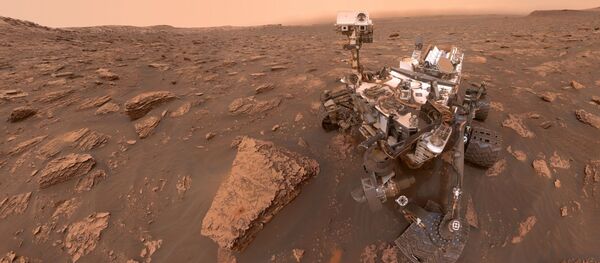 Марсоход Curiosity сделал селфи во время марсианской бури Марсоход Curiosity сделал селфи во время марсианской бури - Sputnik Молдова