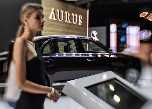 Автомобиль Aurus Senat на Московском международном автомобильном салоне 2018 - Sputnik Молдова