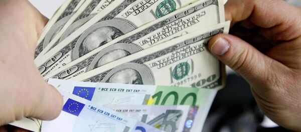 Денежные купюры. Доллары США. Евро. - Sputnik Молдова