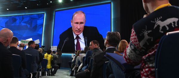 Ежегодная большая пресс-конференция президента РФ В. Путина Ежегодная большая пресс-конференция президента РФ В. Путина - Sputnik Moldova