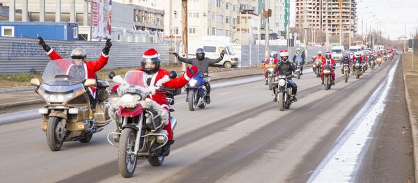 Парад Дедов Морозов на мотоциклах 2018. Парад Дедов Морозов на мотоциклах 2018. - Sputnik Молдова