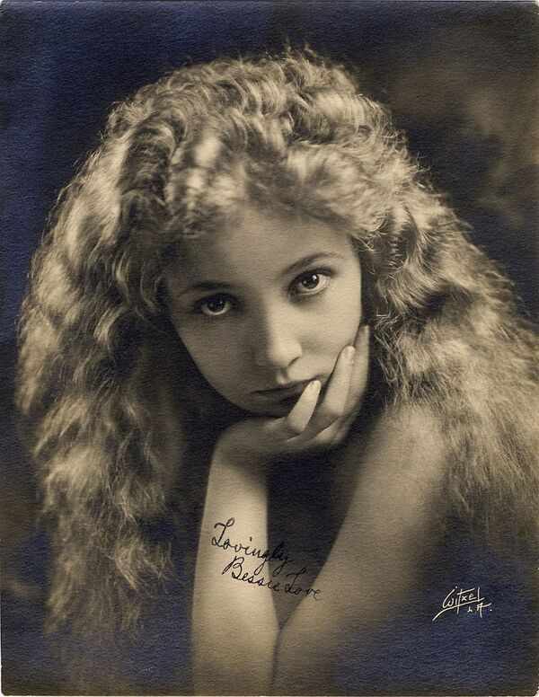 Американская актриса немого кино Бесси Лав, 1920 год - Sputnik Молдова