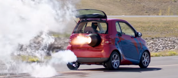 На малолитражку поставили мотор от вертолета — скорость до 354 км/ч - Sputnik Молдова