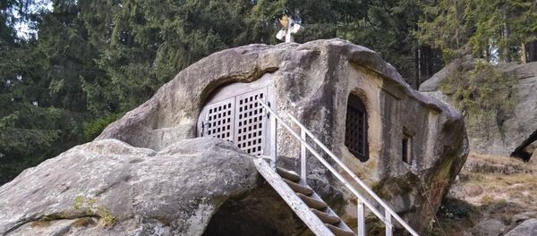 Chilia Sfântului Daniil Sihastrul - Sputnik Moldova