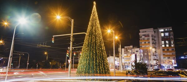 Ёлка в Кишинёве 2019 - Sputnik Молдова