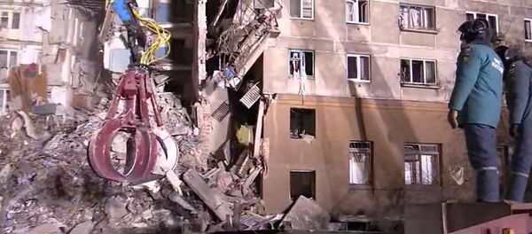 Ситуация в Магнитогорске в связи с обрушением подъезда жилого дома - Sputnik Moldova-România