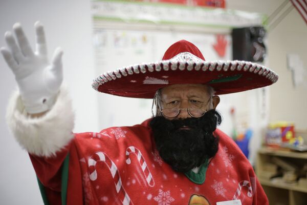 Мексиканский Дед Мороз Панчо-Клаус - Sputnik Молдова