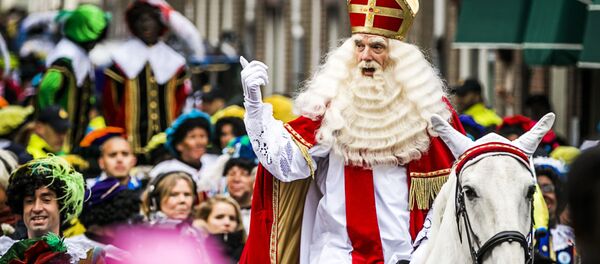 Санта Клаус, архивное фото.  - Sputnik Молдова