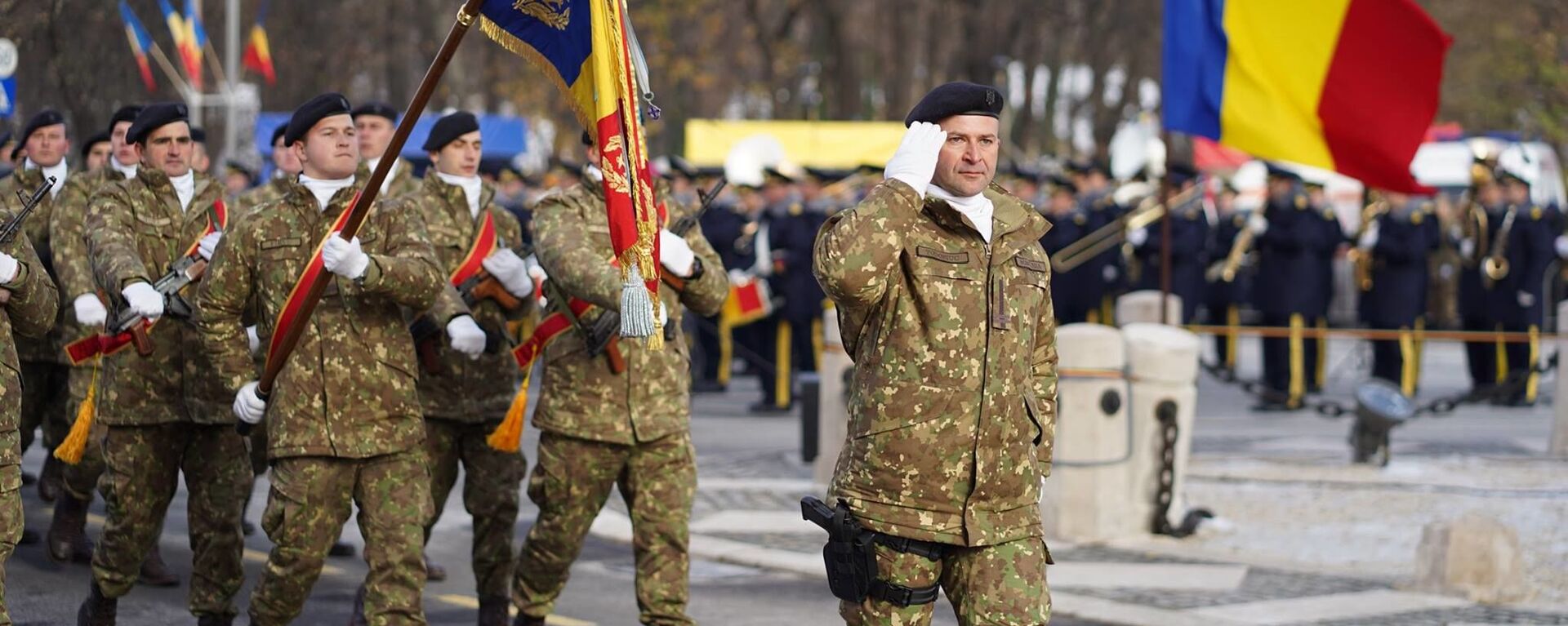 Militari la paradă,  Ministerul Apărării Naționale, România - Sputnik Moldova-România, 1920, 01.12.2021