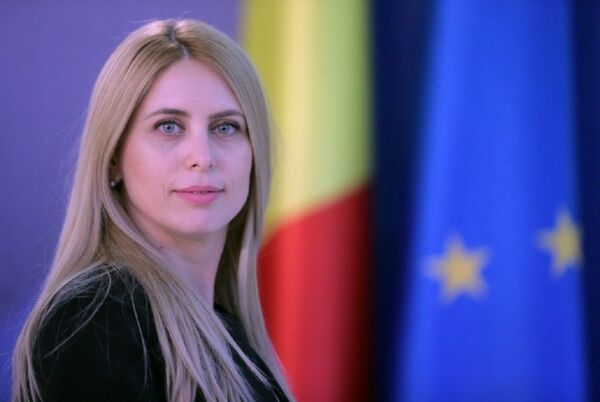 Știrea zilei: Schimbare la nivel înalt - Viorica Dăncilă, mutare radicală! Știrea zilei: Schimbare la nivel înalt - Viorica Dăncilă, mutare radicală! - Sputnik Moldova-România