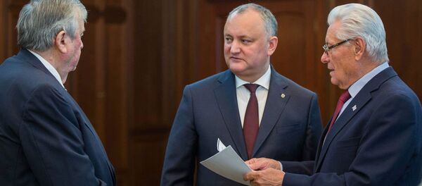 Igor Dodon, Mircea Snegur și Petru Lucinschi - Sputnik Moldova