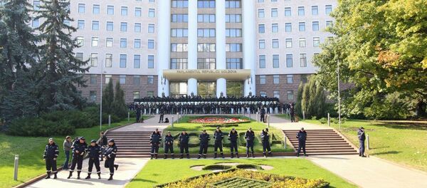 Parlament Парламент 15 окт. 2015 - Sputnik Moldova