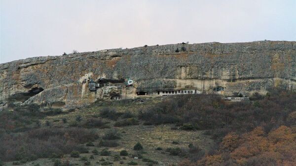 Благовещенский монастырь на горе Мангуп-Кале, Крым. - Sputnik Молдова