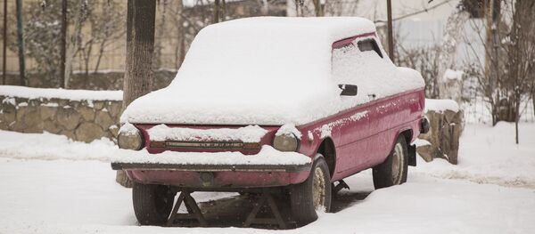 Снег в Кишиневе.  - Sputnik Молдова