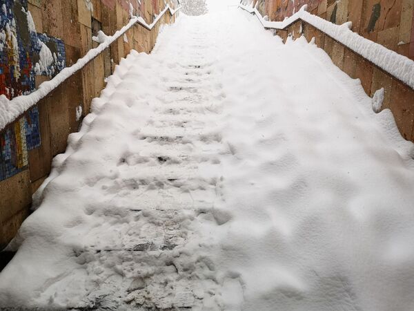 Ситуация в Кишиневе выходит из-под контроля: мэрия просит помощи у кабмина Ситуация в Кишиневе выходит из-под контроля: мэрия просит помощи у кабмина - Sputnik Молдова