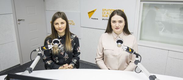 Mihaela Pascal și Anița Dumitrița Mihaela Pascal și Anița Dumitrița - Sputnik Moldova