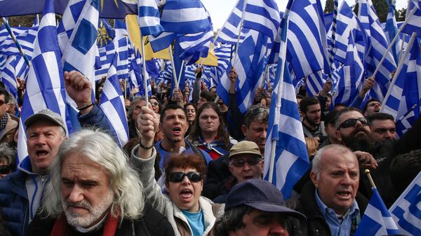 Акция в Афинах против соглашения Греции и Македонии - Sputnik Moldova-România