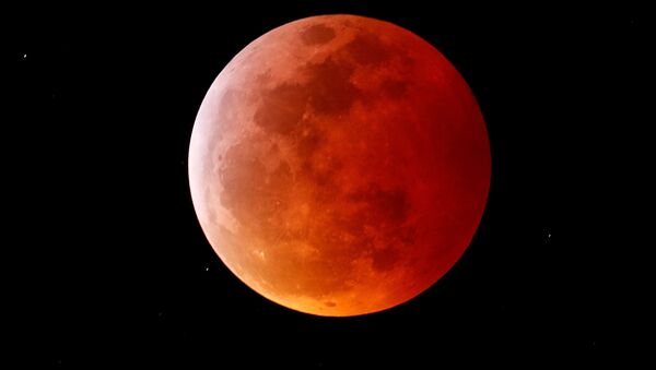 Eclipsă totală de Lună în California - Sputnik Moldova