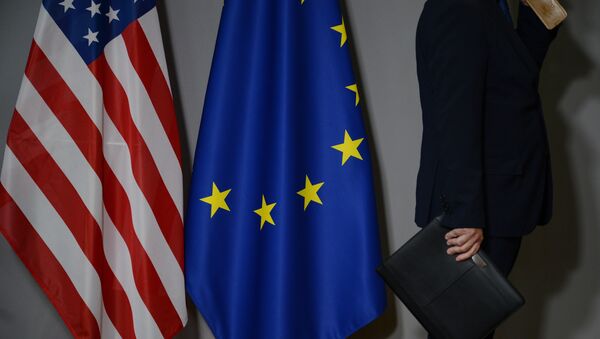 Drapele UE și SUA - Sputnik Moldova