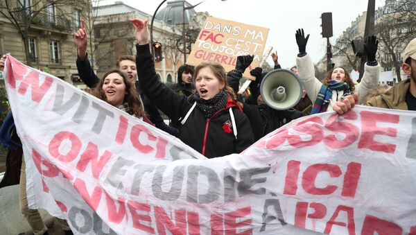 Protestul studenților la Paris - Sputnik Moldova-România