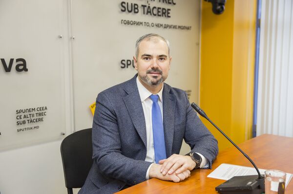 Опасно ли пить молдавское молоко - мнение эксперта - Sputnik Молдова