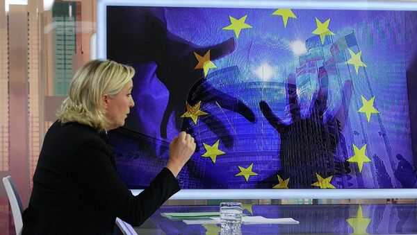 Marine Le Pen on France 5, Paris, France - 23 Nov 2014 - Sputnik Moldova