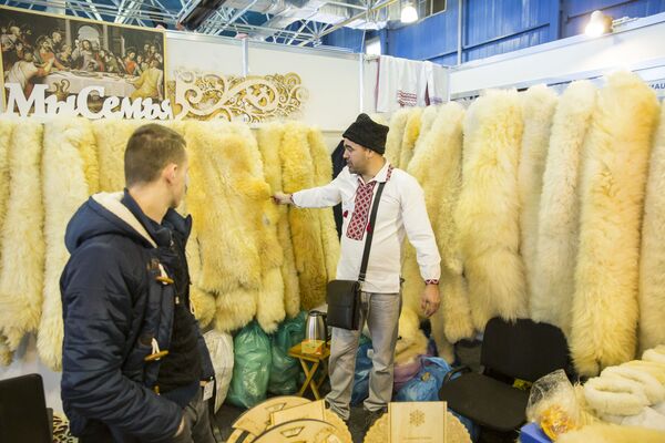 De ce trebuie să mergi la Expoziția Națională Fabricat în Moldova 2019 - Foto De ce trebuie să mergi la Expoziția Națională Fabricat în Moldova 2019 - Foto - Sputnik Moldova