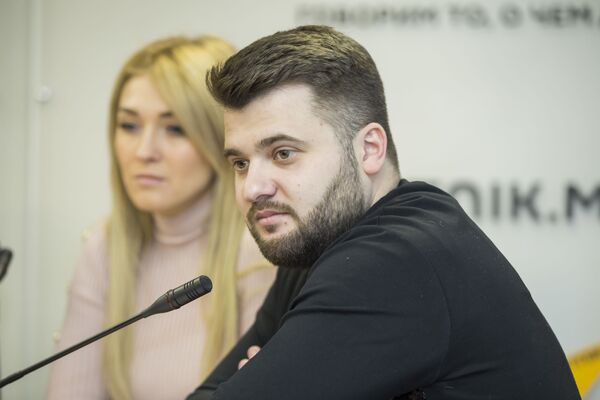 Участник группы DoReDoS Сергей Мыца на пресс-конференции в пресс-центре Sputnik Молдова 31 января. - Sputnik Молдова