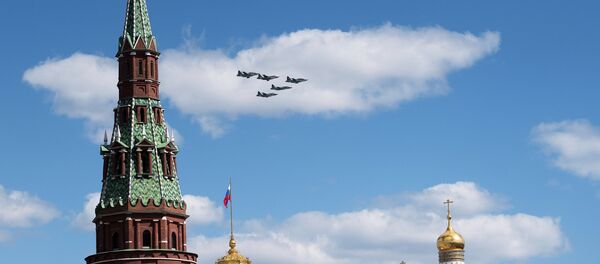 Репетиция воздушной части военного парада в Москве в ознаменование 70-летия Победы в Великой Отечественной войне 1941-1945 годов - Sputnik Moldova
