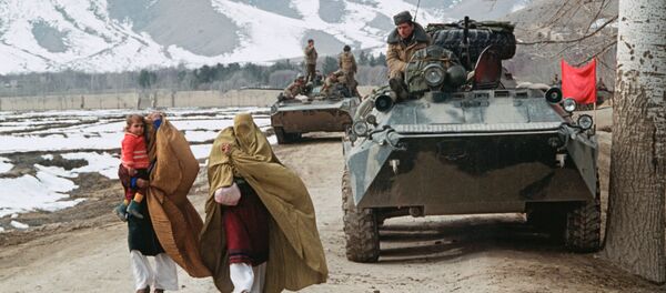 Поэтапный вывод ограниченного контингента советских войск из Афганистана. Первая колонна советских войск отправляется на Родину. Перевал Саланг. 14 мая 1988 года Поэтапный вывод ограниченного контингента советских войск из Афганистана. Первая колонна советских войск отправляется на Родину. Перевал Саланг. 14 мая 1988 года - Sputnik Молдова