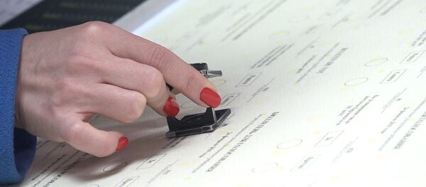 Primele buletine de vot au fost tipărite - Sputnik Moldova