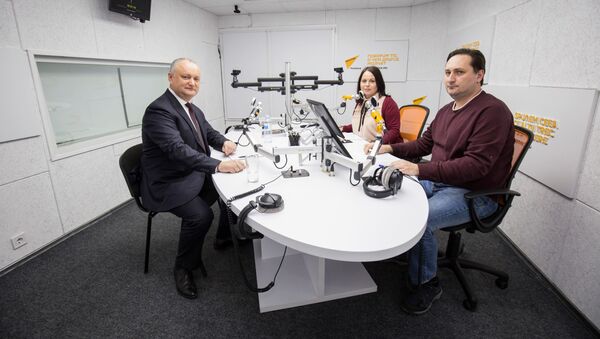 LIVE: Президент Молдовы Игорь Додон в эфире радиостудии Sputnik Молдова - Sputnik Молдова
