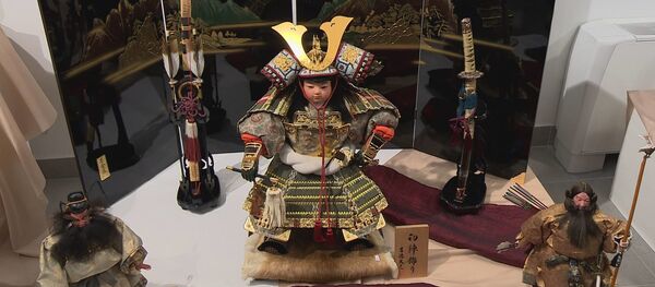 Японские куклы выставлены в Художественном музее Молдовы Японские куклы выставлены в Художественном музее Молдовы - Sputnik Молдова