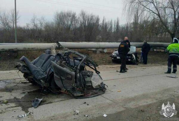 Imagini de groază: Accident grav - O persoană și-a pierdut viața (Foto) - Sputnik Moldova