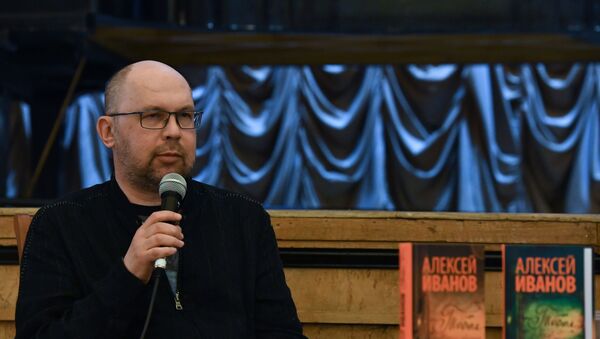 Писатель Алексей Иванов на встрече с читателями в рамках акции Библионочь-2018 - Sputnik Молдова