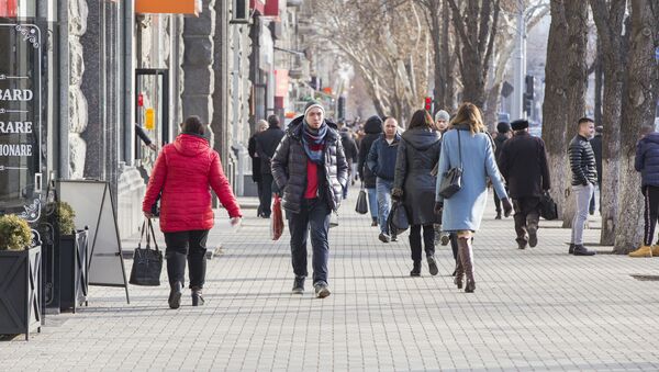 Oameni pe stradă - Sputnik Moldova