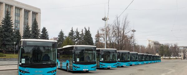 Autobuze noi автобусы - Sputnik Молдова