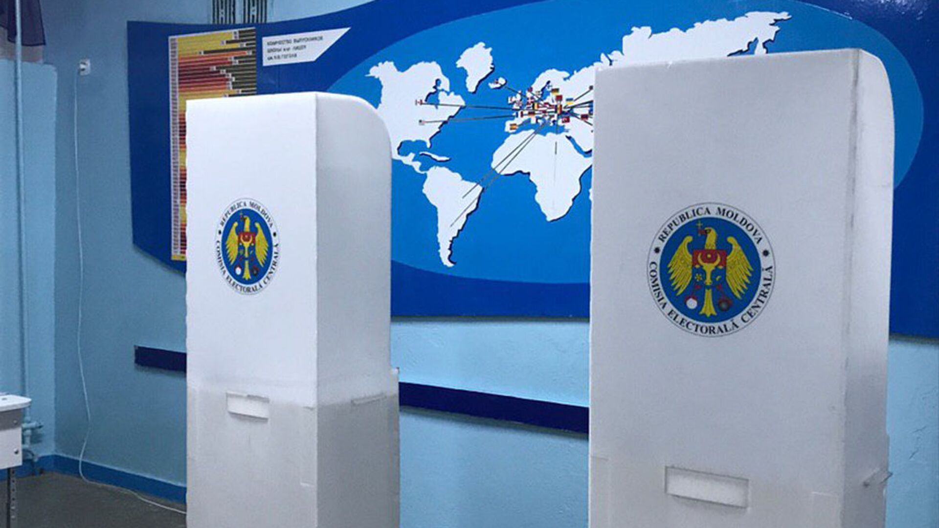 В Молдове открылись избирательные участки - Sputnik Молдова, 1920, 02.07.2021