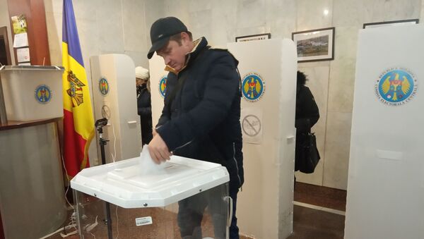 Голосование на выборах в парламент Молдовы в Москве Голосование на выборах в парламент Молдовы в Москве - Sputnik Молдова