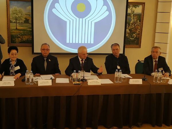 Observatorii CSI, despre încălcările înregistrate în timpul alegerilor din Moldova Observatorii CSI, despre încălcările înregistrate în timpul alegerilor din Moldova - Sputnik Moldova