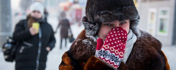 Женщина в шубе - Sputnik Молдова