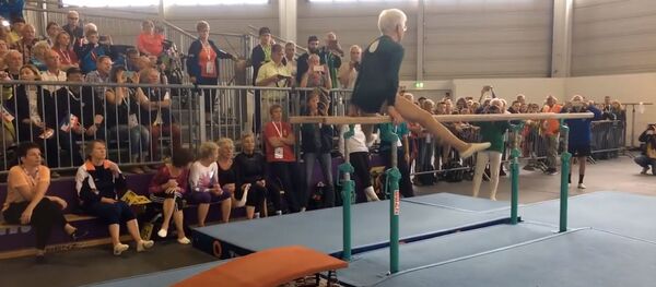 Замечательное выступление 91-летней гимнастки. В 90 жизнь только начинается! - Sputnik Молдова