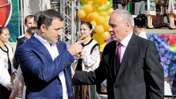 Президент Молдовы Николай Тимофти и экс-премьер страны Владимир Филат - Sputnik Молдова