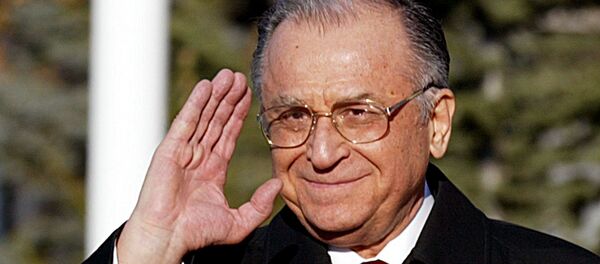 Ion Iliescu - Sputnik Moldova-România