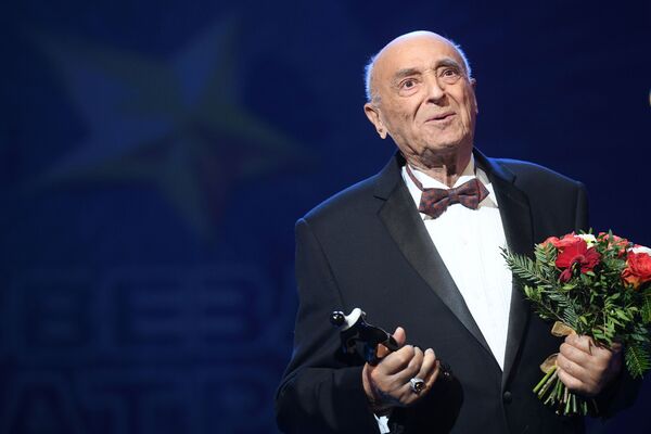 Скончался народный артист СССР Владимир Этуш Скончался народный артист СССР Владимир Этуш - Sputnik Молдова